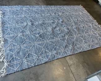 Lot 5182  West Elm Indoor Outdoor Lightweight Rug