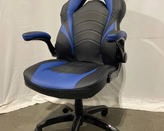 Lot 5220  Everge Vortex Blue Gaming Chair