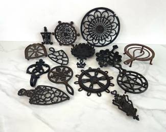Lot 1426  Vintage Trivets