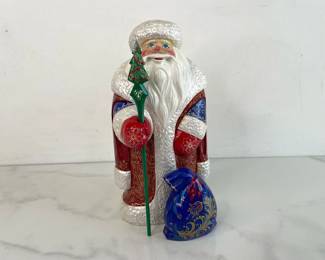 Lot 6007  Vintage Russian Carved Painted Santa Figurine  Grandfather Frost
