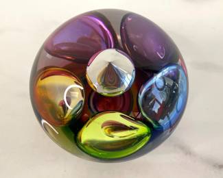 Lot 1455  Leon Applebaum Signed Lava Series Art Glass Paperweight