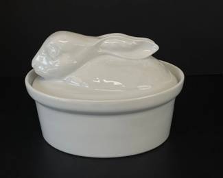 Lot 1354  Apilco France White Porcelain Bunny Rabbit Tureen Baking Dish