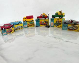 Lot 1471  Vintage Corgi Toys DieCast Model Cars 225 472 431 477 320 303S