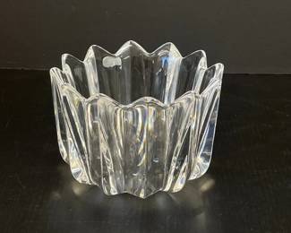 Lot 6023  Vintage Orrefors Fleur Crystal Bowl