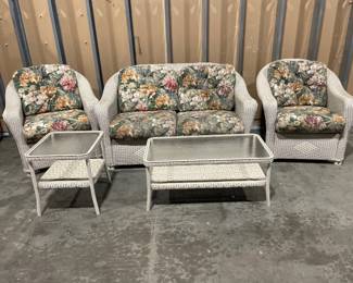 Lot 5205  Floral Wicker Patio Furniture Set