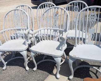 Set of 6 Windsor chairs