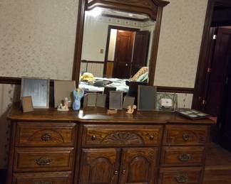 Bed set, dresser, mirror, king bed and 2 night stands match this dresser.