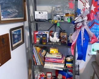 Childrens books, July 4th decorations