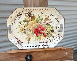 Tolle tray great patina