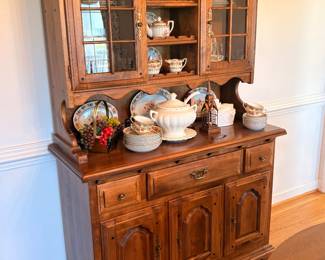 Gorgeous China hutch
