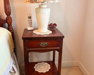 Mahogany nightstand 