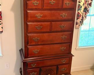 Mahogany high boy exquisite 