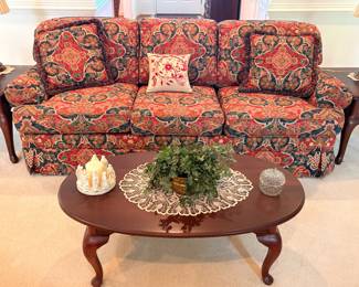 Absolutely stunning floral couch