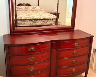 Stunning mahogany dresser with mirror
