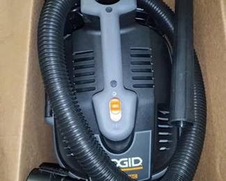 RIDGID 4 Gallon 5.0 Peak HP Portable Shop Vacuum Wet Dry Vac with Fine Dust Filter, Locking Hose and Accessory Attachments