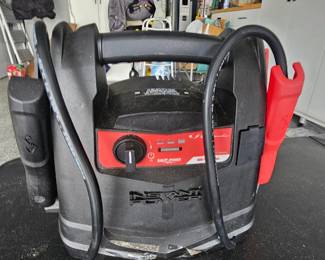 Battery jumper pack
