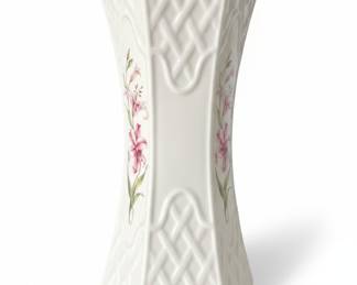 Belleek "Country Trellis" 7" Vase