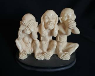 Three Wise Monkeys Figurine 