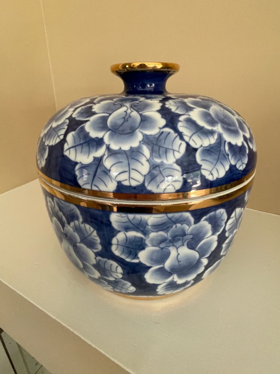 gold trim Asian jar
