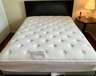 Queen bed