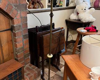 Tv trays, floor lamp