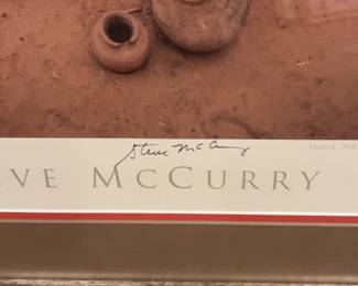 Steve McCurry Signe “Dust Storm” Framed Art Print