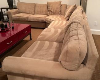 Lee Industries L-Shaped Sectional Sofa - D41” x H31” 