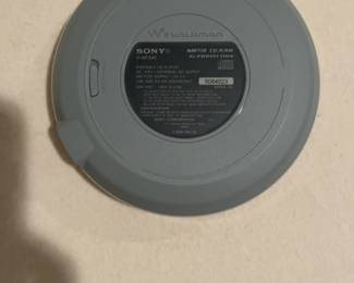 Sony CD Walkman D-NF340 Portable MP3 Player with FM Radio