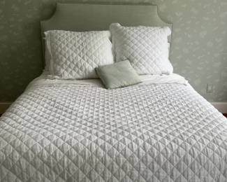 Kellogg Collection Queen Size Paneled Headboard Wingback Bed 