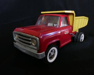 vintage Tonka toy dump truck 