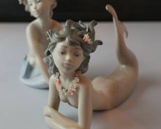 various Lladró pieces, many with original boxes 