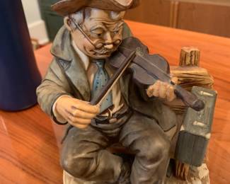 #88 noratake Royal Heridion statue of man with violin 10 inch $30.00