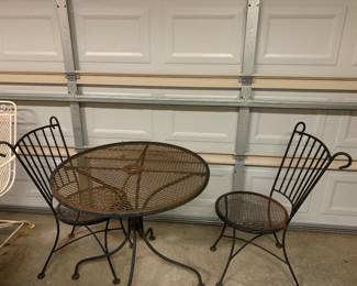 #61 Black Iron pation table set 31x28 w 2 chairs $40.00