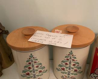 #91 Lenox poppies on blue set of 2 canister set with lids cook jar christmas tree $20.00