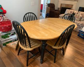 #24 Kitchen table w one leaf and 4 chairs painted dark green 54-72x42x30" $125.00