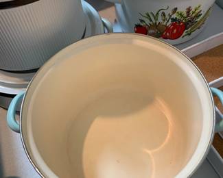 #70 teal ceramic coated pot $20.00