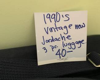 #82 1990 vintage new jordache 3 pc luggage $40.00