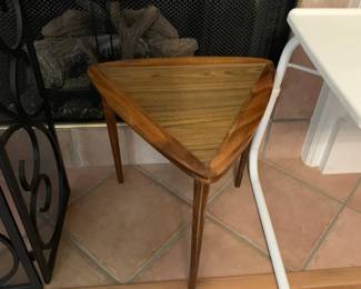 #12 Mid century triangle wood table 18x16" As is leg needs glue $30.00