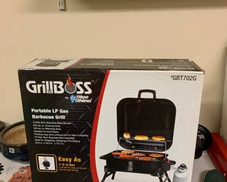 #56 Grill Boss portable LP gas bbq grill $20.00
