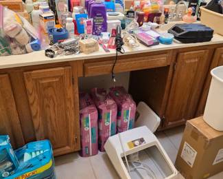 full bathroom, toiletries, etc