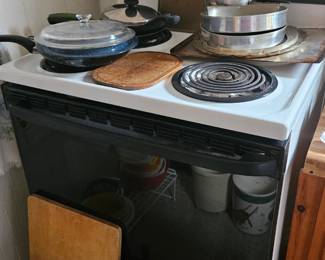 Hotpoint Electric Stove