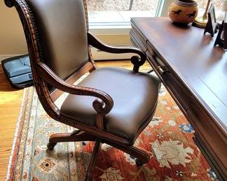 Executive desk and gorgeous chair!