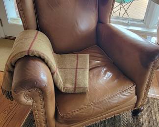 I'm going to run out of books to read with all these comfy chairs!