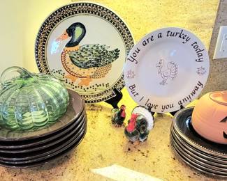 I betcha that turkey plate will be the first thing to go!