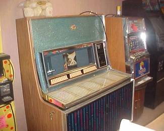 Jukebox, Slot machine sold.