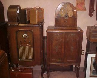 Vintage and antique radios.
