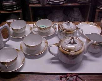 Tea set.