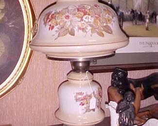 Gone With the Wind lamps (2 available).