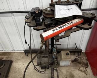 Hydraulic Tubing bender with included dies for square and round tubing.