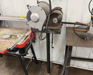 Standing Bench Grinders / wire wheel or buffing machines